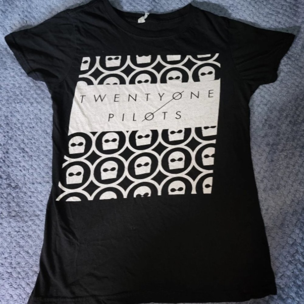 Twenty One Pilots t-shirt